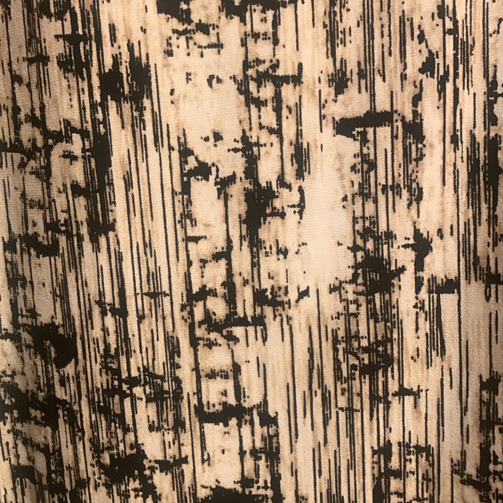 🖤🤎Black and Cream Printed Tank Top🤎🖤 - Picture 2 of 9